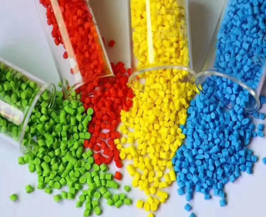 ¿Por qué es reciclable la materia prima TPE?