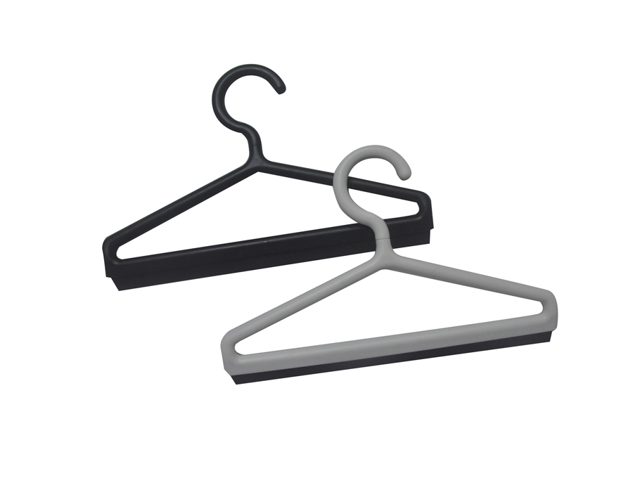 ¿Se puede restaurar el acabado brillante de las piezas sobremoldeadas de TPE a mate mediante posprocesamiento?