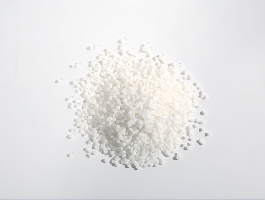 ¿Es el elastómero termoplástico TPE mate más resistente a los rayones? ¿Cuáles son las diferencias con la versión brillante?