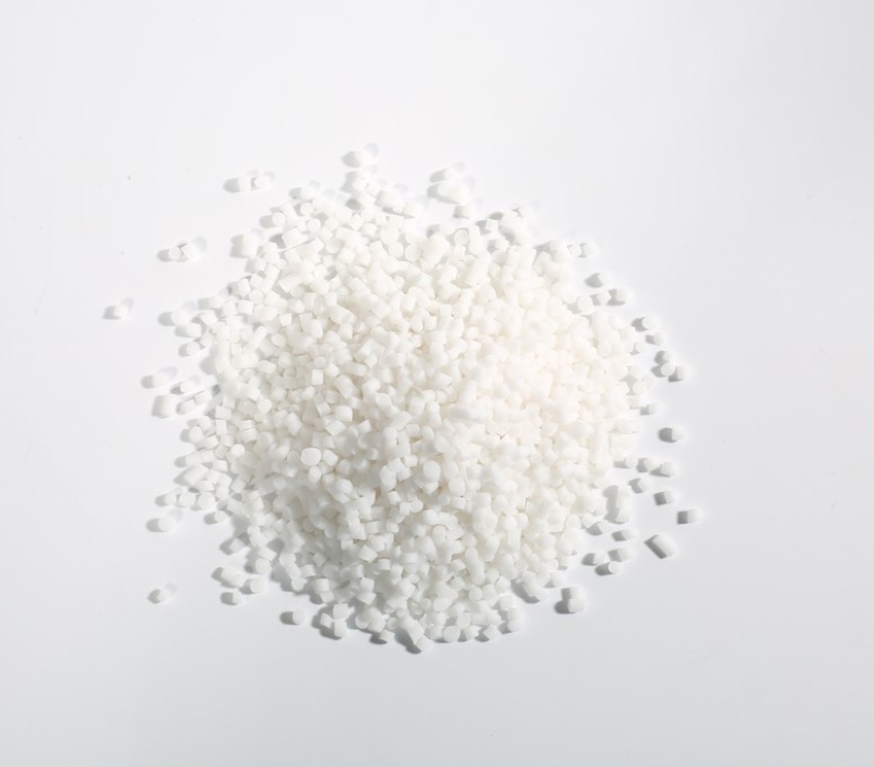 ¿Cómo abordar los problemas de apelmazamiento de la materia prima de TPE? Una guía completa antiapelmazamiento